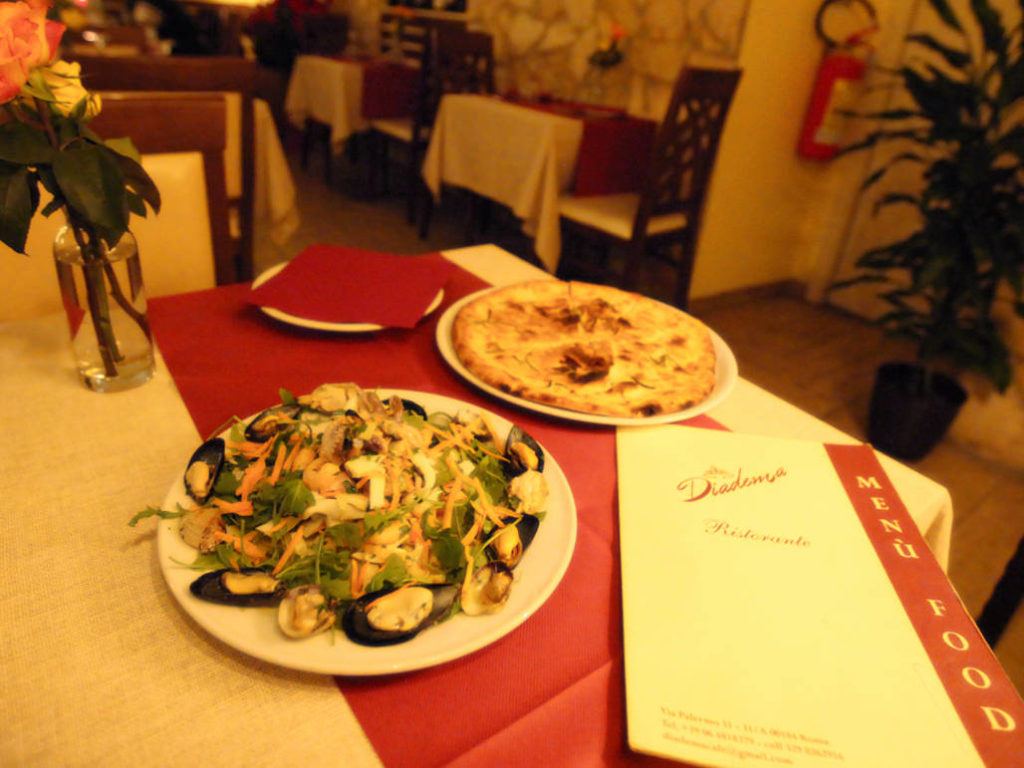 Diadema-Restaurant-&-Caffetteria-Roma-pizza