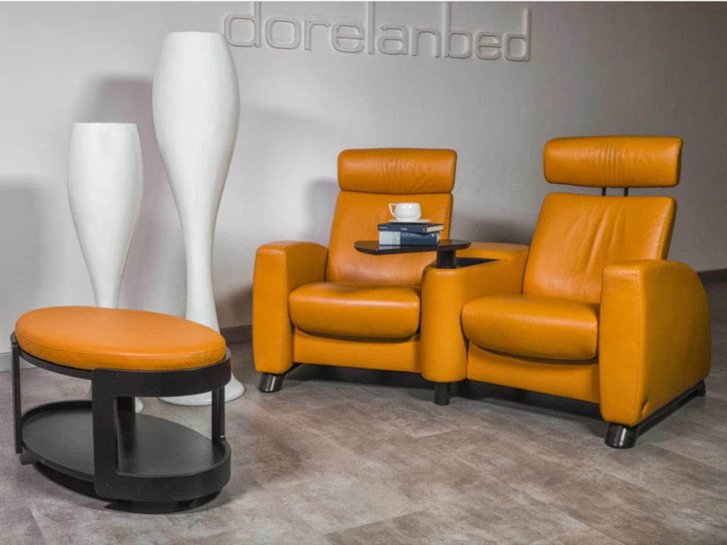 Dorelanbed-Roma-home-theater-by-Stressless