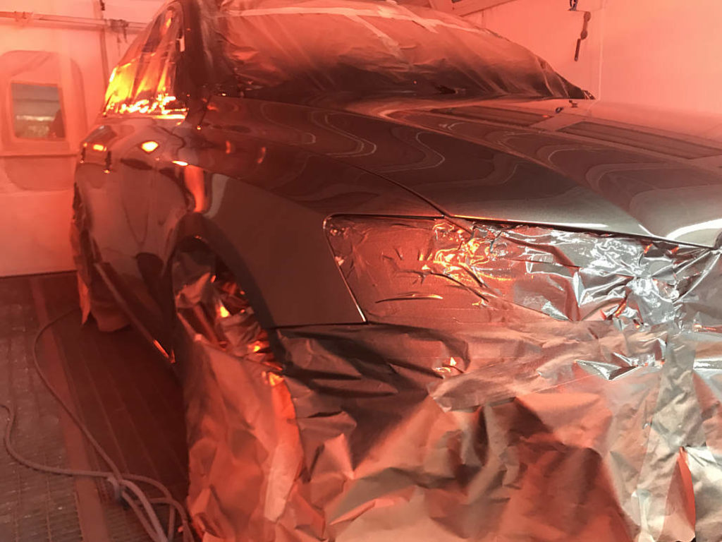 Carrozzeria-Cecconi-Roma-collatina-verniciatura-auto-con-cabina-forno