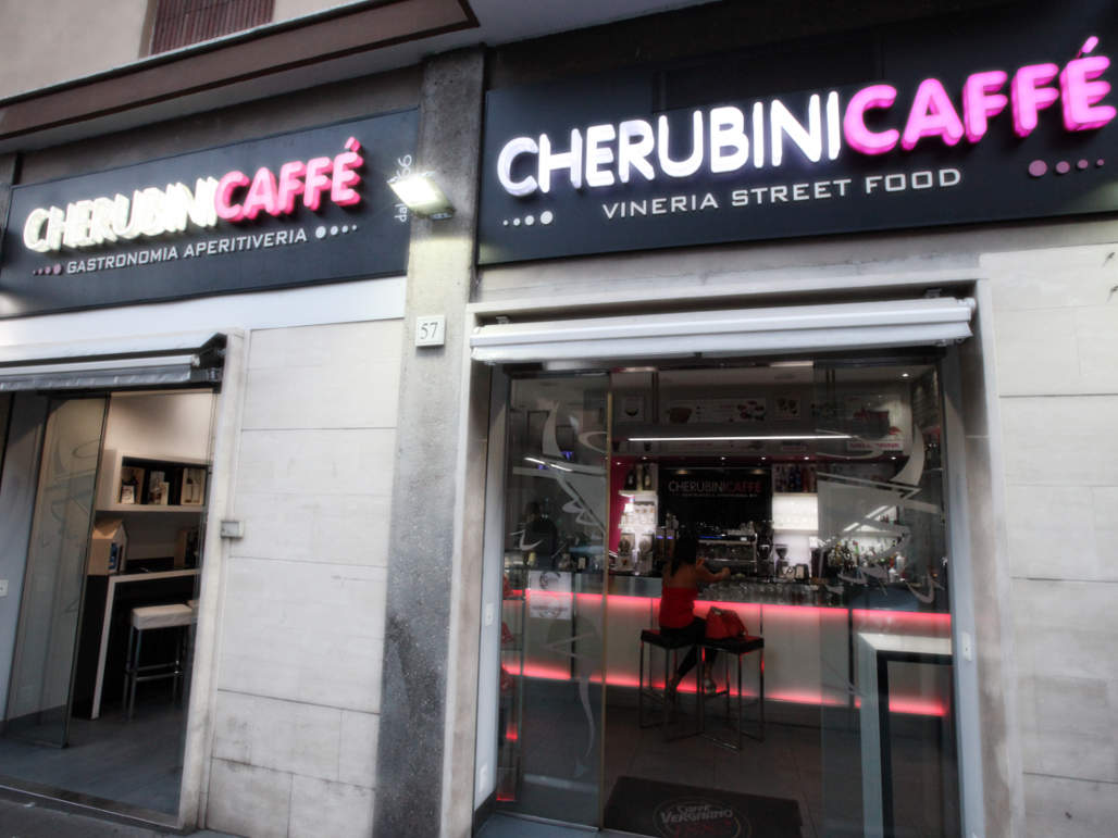Cherubini-Caffè-vineria-e-aperitiveria-Roma-collatina