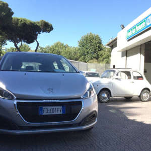 Peugeot 208 usata