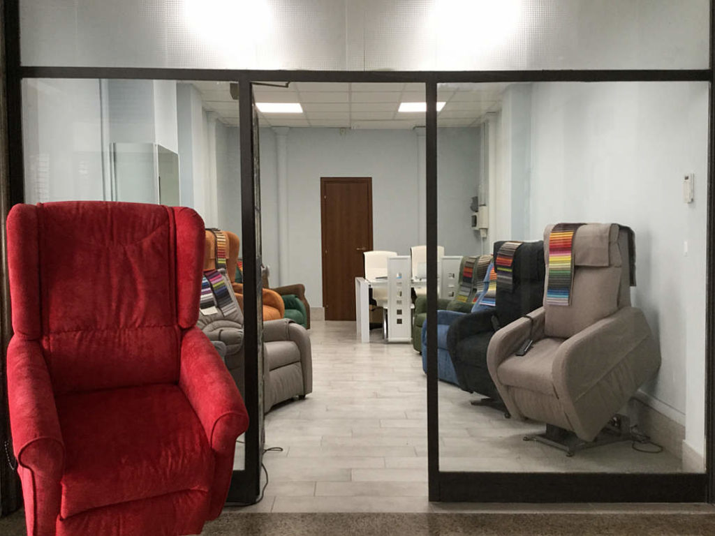 fisiomatic-relax-system-tuscolana-panoramica-esterna-del-locale
