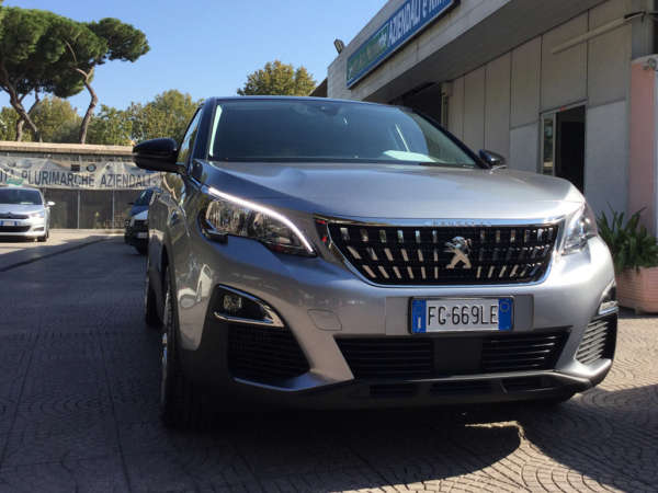 Peugeot 3008 usata