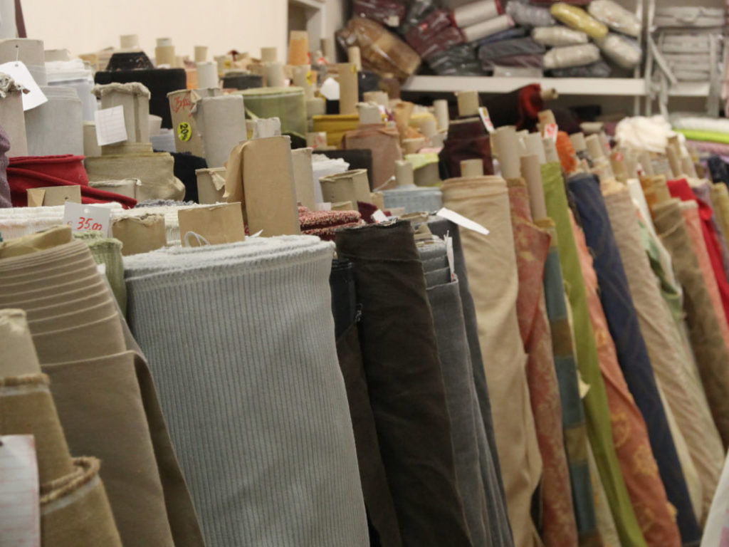 Tessuti-Arredo-Roma-stoffe-al-metraggio