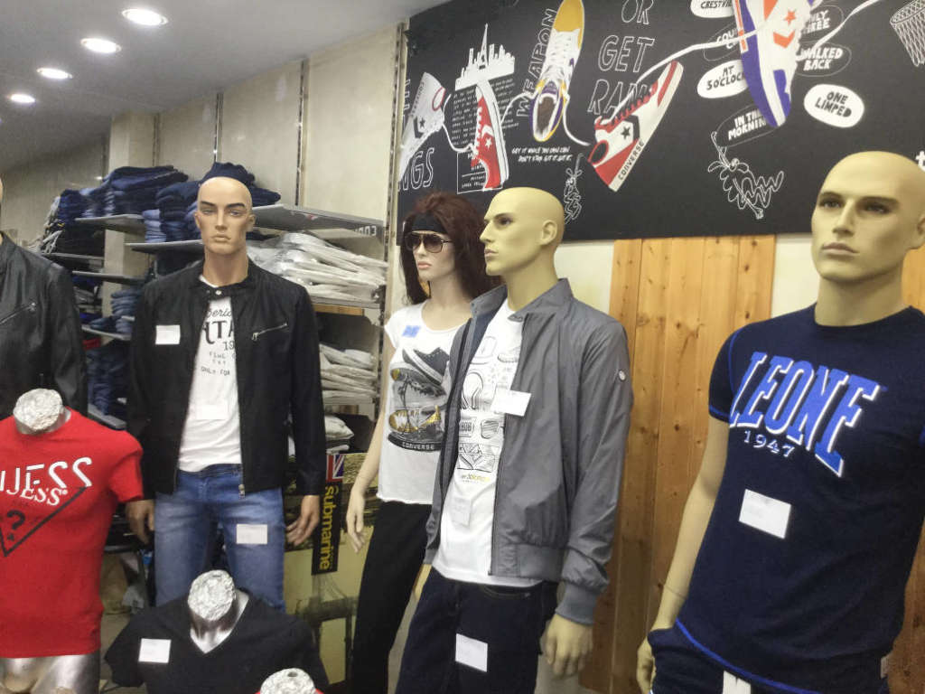 Company-Abbigliamento-Roma-Tuscolana-vendita-abbigliamento-primavera-estate-2018