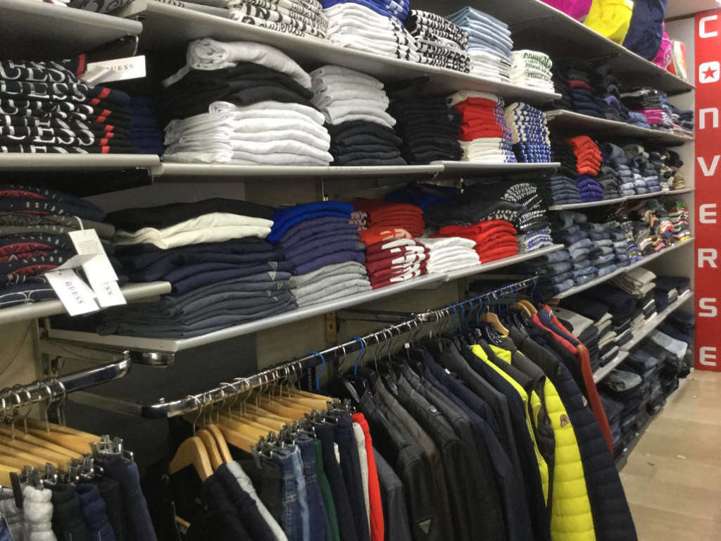 Company-Abbigliamento-Roma-Tuscolana-vendita-magliette-maniche-corte