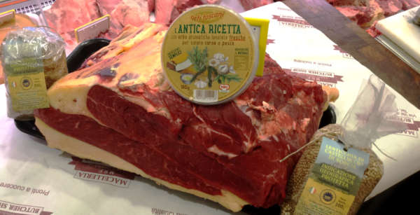 Carni-rosse-di-prima-scelta-macelleria-Butcher-Shop-di-Roberto-e-figli